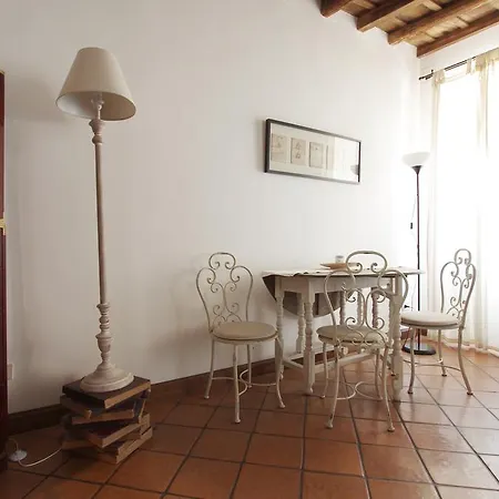 Vacanze Romane Centro Storico Trastevere * Rom